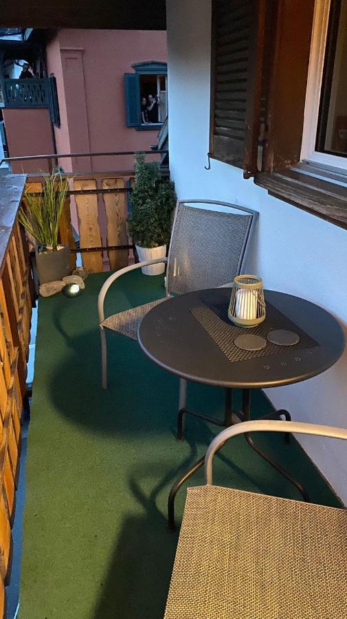 Dachwohnung In Der Mitte Von Laax-Dorf Екстериор снимка